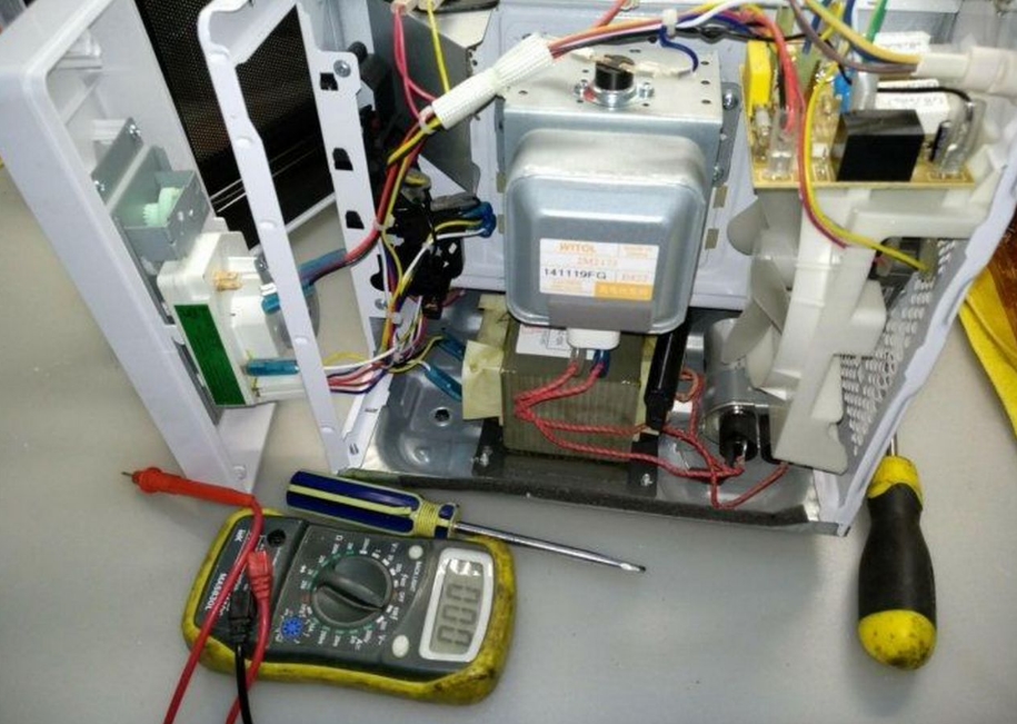 Ремонт микроволновки с выездом. Водный стадион